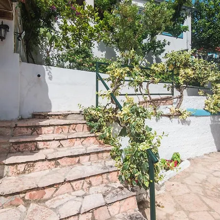 Andromaches Sea View Apartman